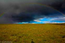 Regenbogen auf der Hochebene Tibets